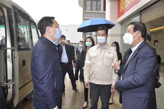 Mayor Yao Yisheng and his team visited the Zhuhai base to show sympathy and support its development and growth